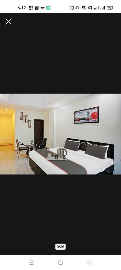 Hotel O K R Resdiancy Near Botanic Garden Of Indian Republic Noida Esterno foto