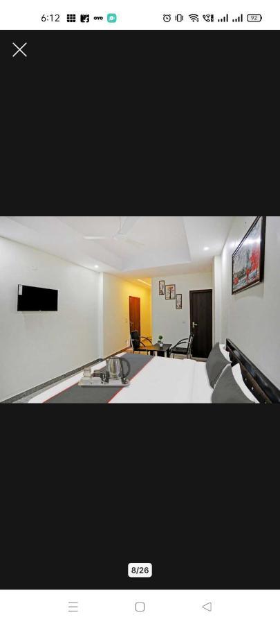 Hotel O K R Resdiancy Near Botanic Garden Of Indian Republic Noida Esterno foto